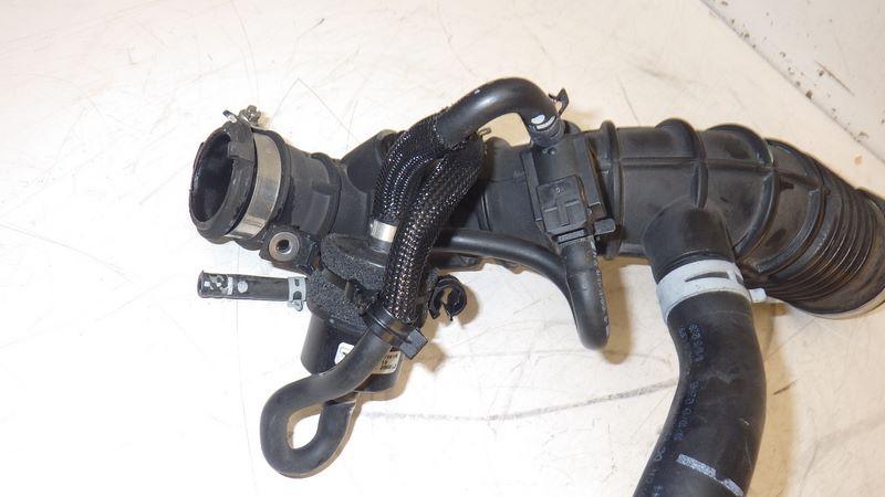 фото №8, Wąż труба воздухозаборник воздуха клапан renault captur i 0.9 tce 8200603558 70134303