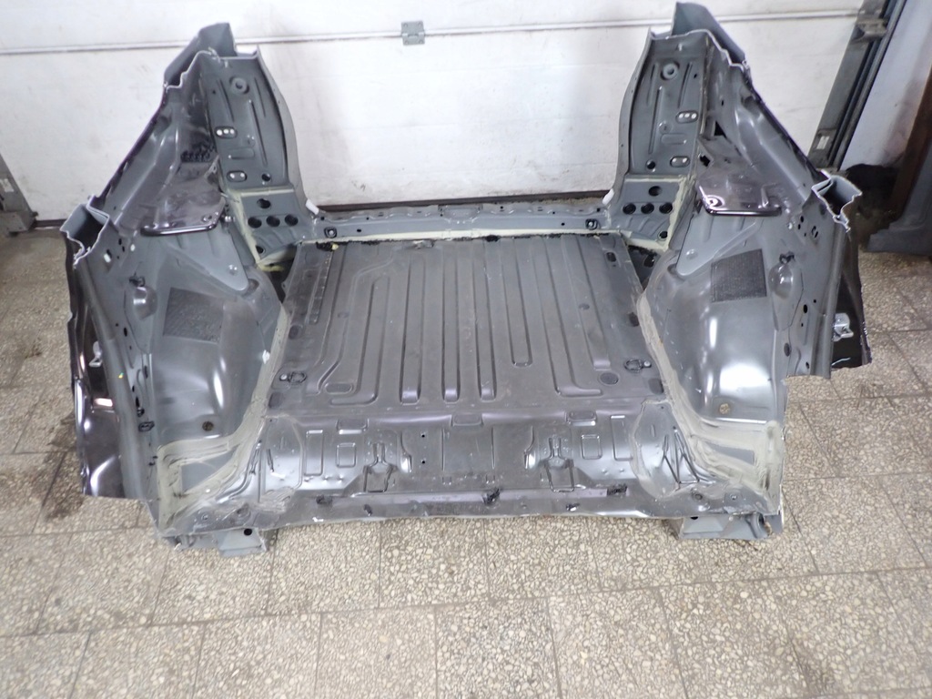 фото №11, Pas задній піддон dacia duster ii 2019