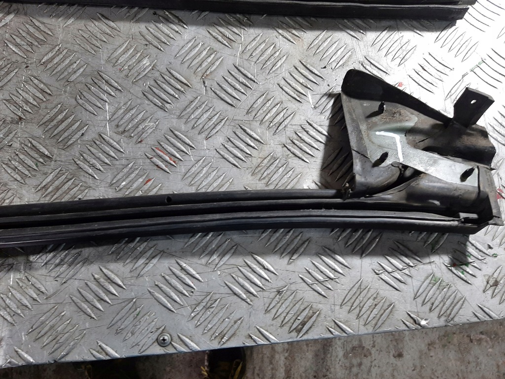 фото №16, Chrysler sebring cabrio ii 01r прокладка крышки l/p