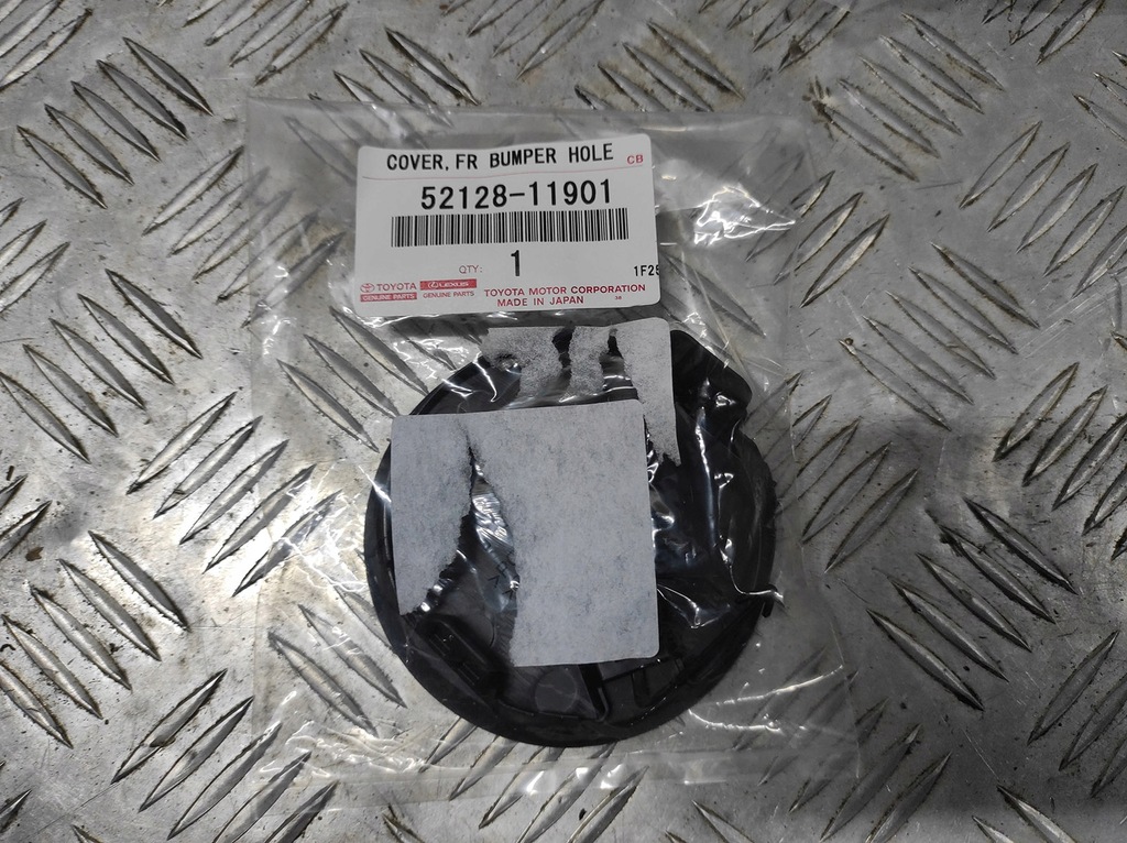 фото №1, Lexus lc lc500 lc500h заглушка фаркоп болт