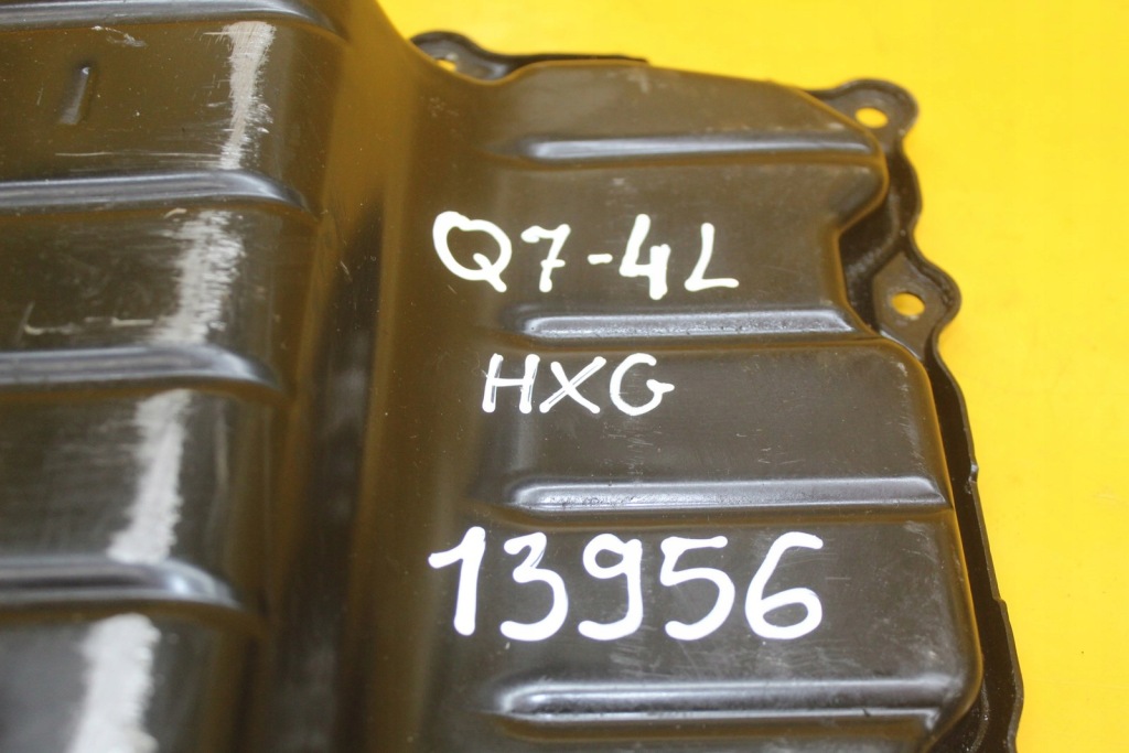 Купить Поддон масляная коробки hxg audi q7 4l vw touareg 09d321361a