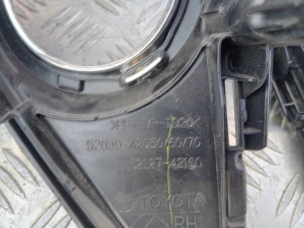 фото №11, Toyota rav4 iv lift решётка бампера перед левая правая 52040-42050