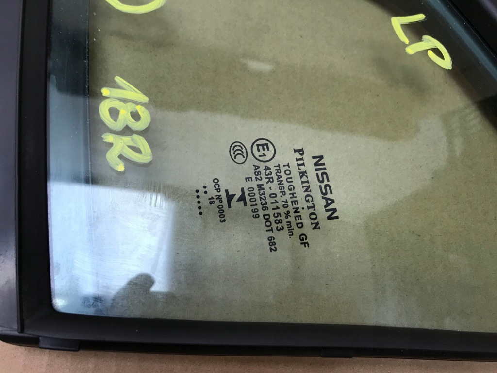 фото №2, Micra k14 стекло дверь левый перед 18 rok