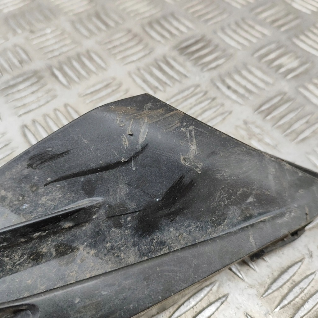 фото №6, Lexus rx 450h 2018 правая сторона решётка радиатора радиатора / решётка радиатора