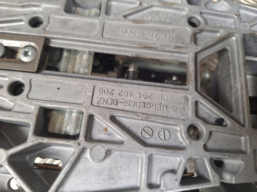 Wał колонки рулевого tesla model s a2044601416 Доставка