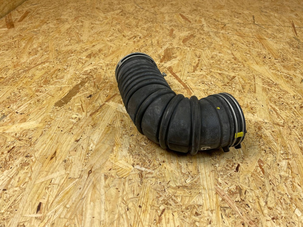 фото №8, Впуск повітрозабірник шланг канал повітря toyota hilux viii 17881-0e050 2015-