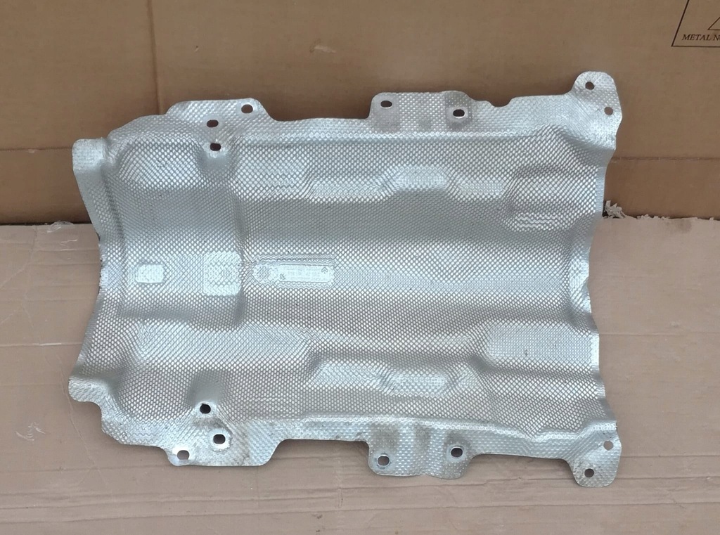 фото №1, Volvo xc60 ii защита тепловая состояние bdb 31420334