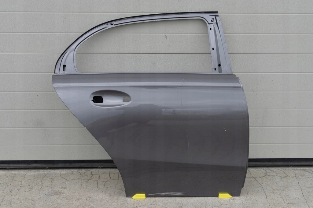 фото №1, Mercedes-benz оригінальний номер a1777321000 двері задні p