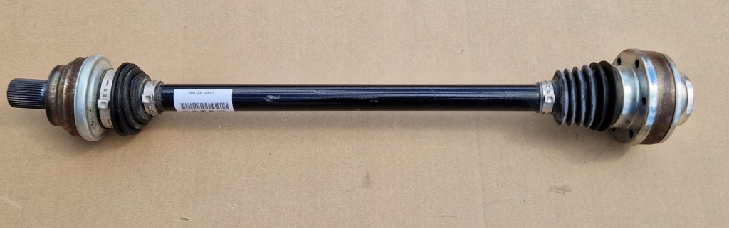 фото №1, Audi оригинальный номер 5q0501204a приводной вал