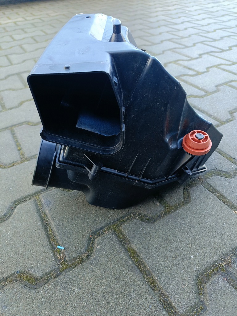 фото №6, Корпус фильтра воздуха bmw 7643301 расходомер 8605565 g30 g11 g05 b57