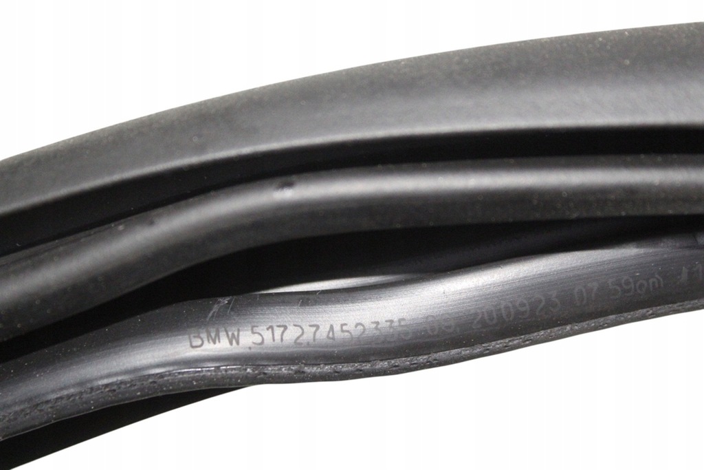 фото №11, Прокладка задних правых дверь bmw f40 7452335 1.5l бензиновый 103kw 2023