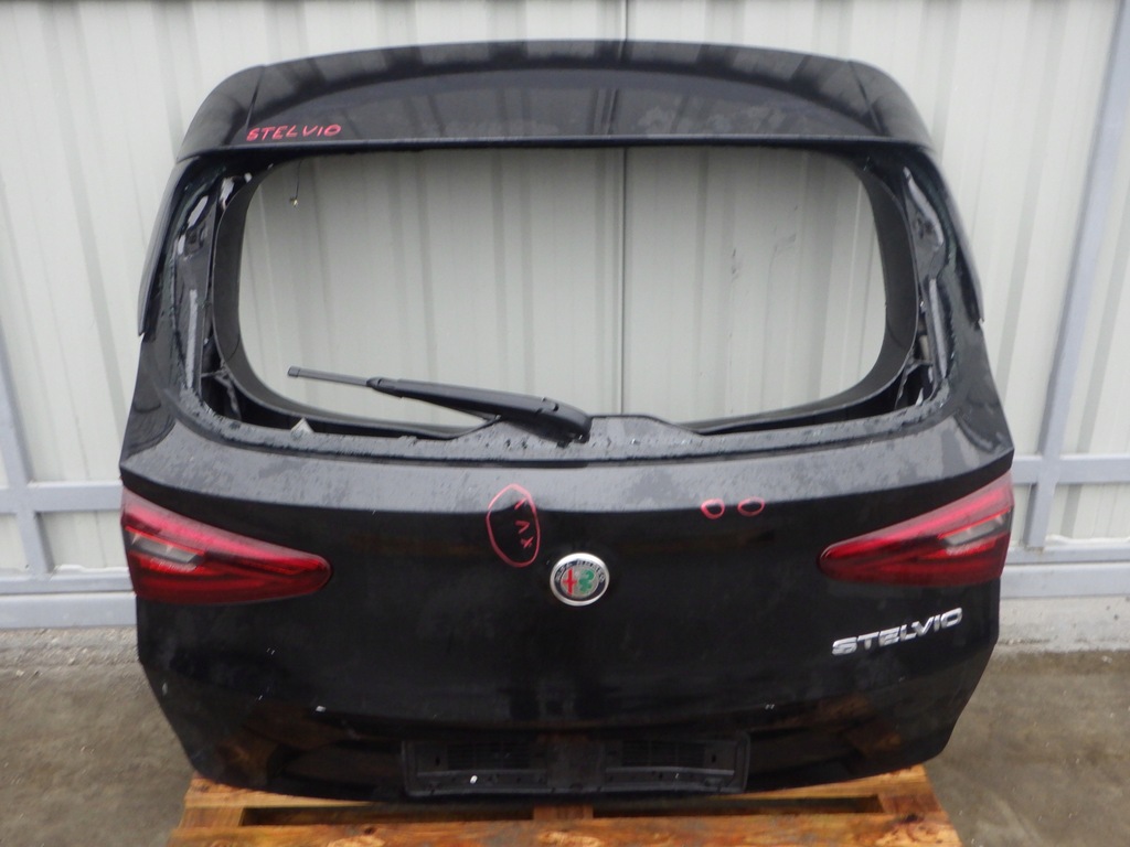 фото №1, Крышка багажника багажника alfa romeo stelvio