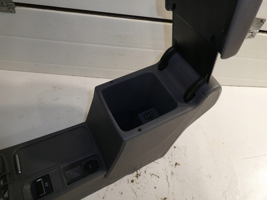 фото №5, Туннель подлокотник vw sharan alhambra 7n0864251