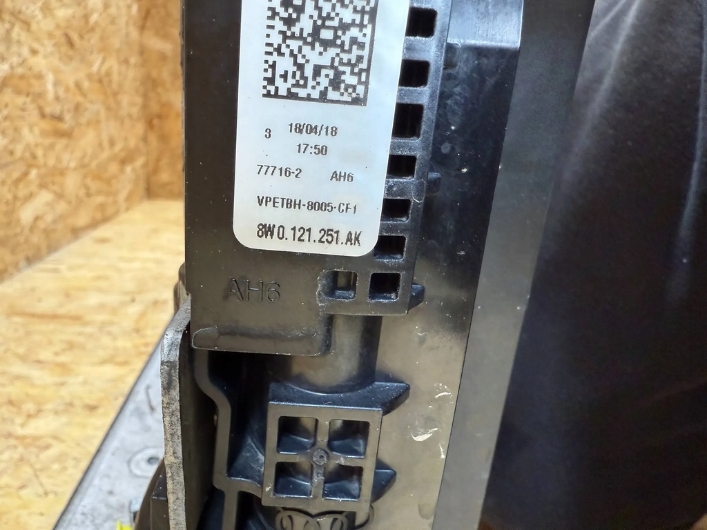 фото №14, Комплект радиатор радиатор вентилятор audi a4 b9 a5 8w 2.0tdi 2015-