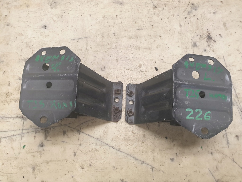 фото №1, Toyota avensis t25 зона деформации задняя kombi