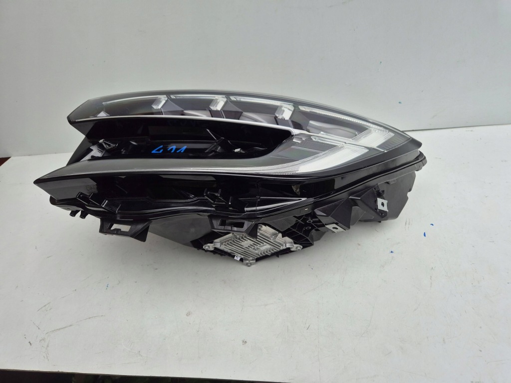 Renault austral full led matrix комплектная левая лампа 260609504r описание!!! Доставка