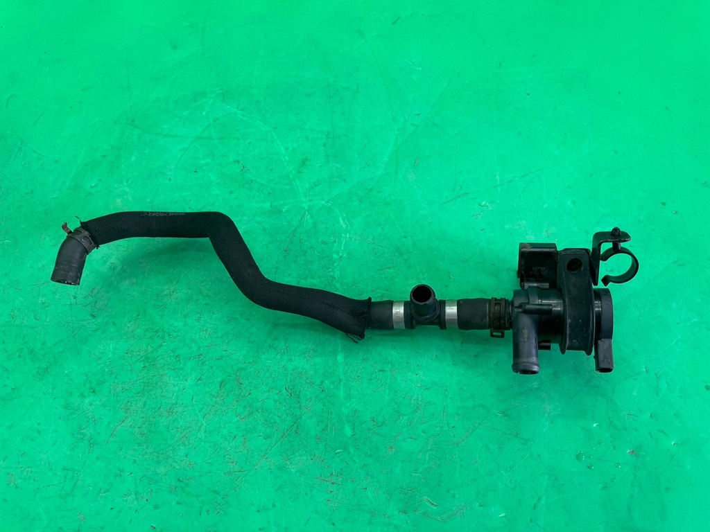 фото №1, Додаткова насос wody труба шланг 07c121599a audi s6 c6 5.2 fsi v10 06- bxa