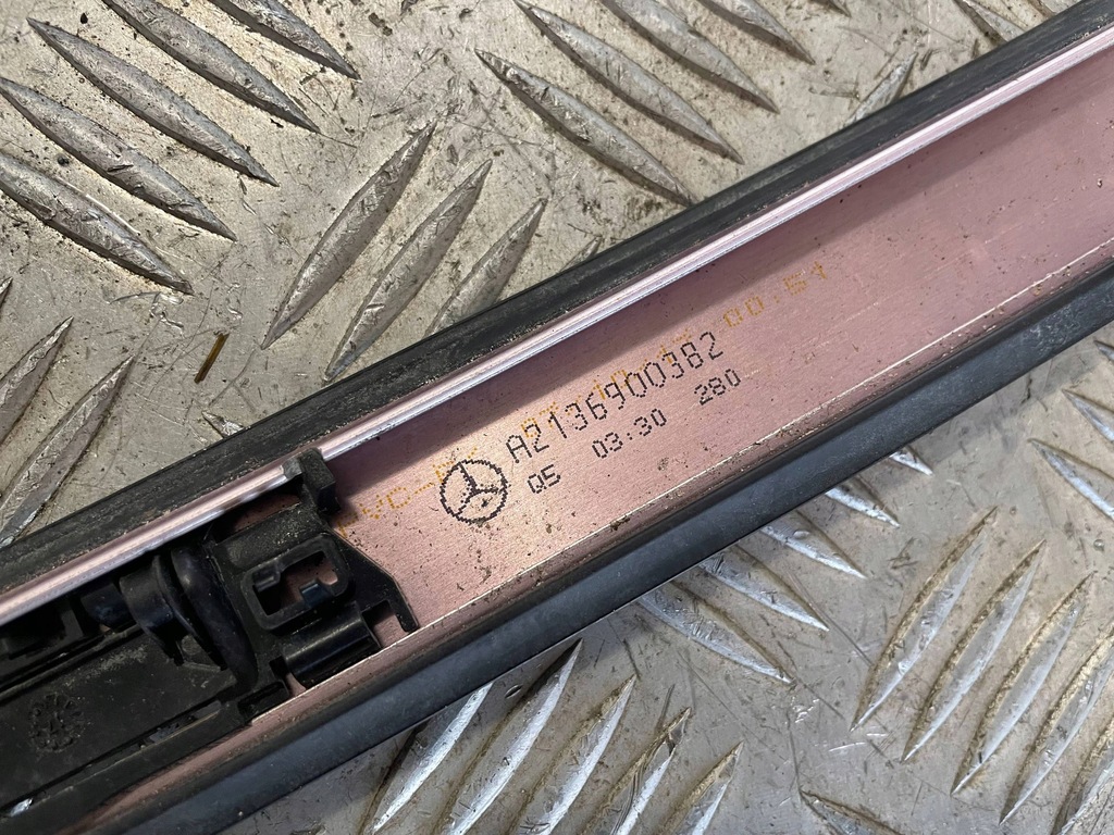 фото №7, Молдинг кровельная левая mercedes e-klasa w213 a2136900382