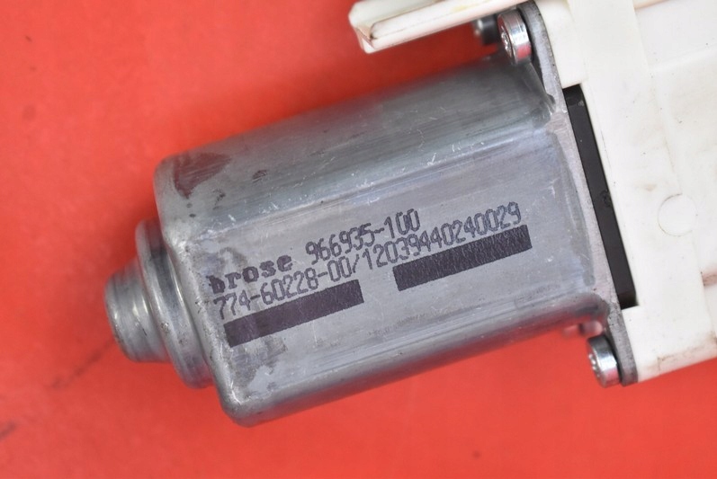 фото №16, Підйомник скло лівий перед eu audi q5 8r 09r