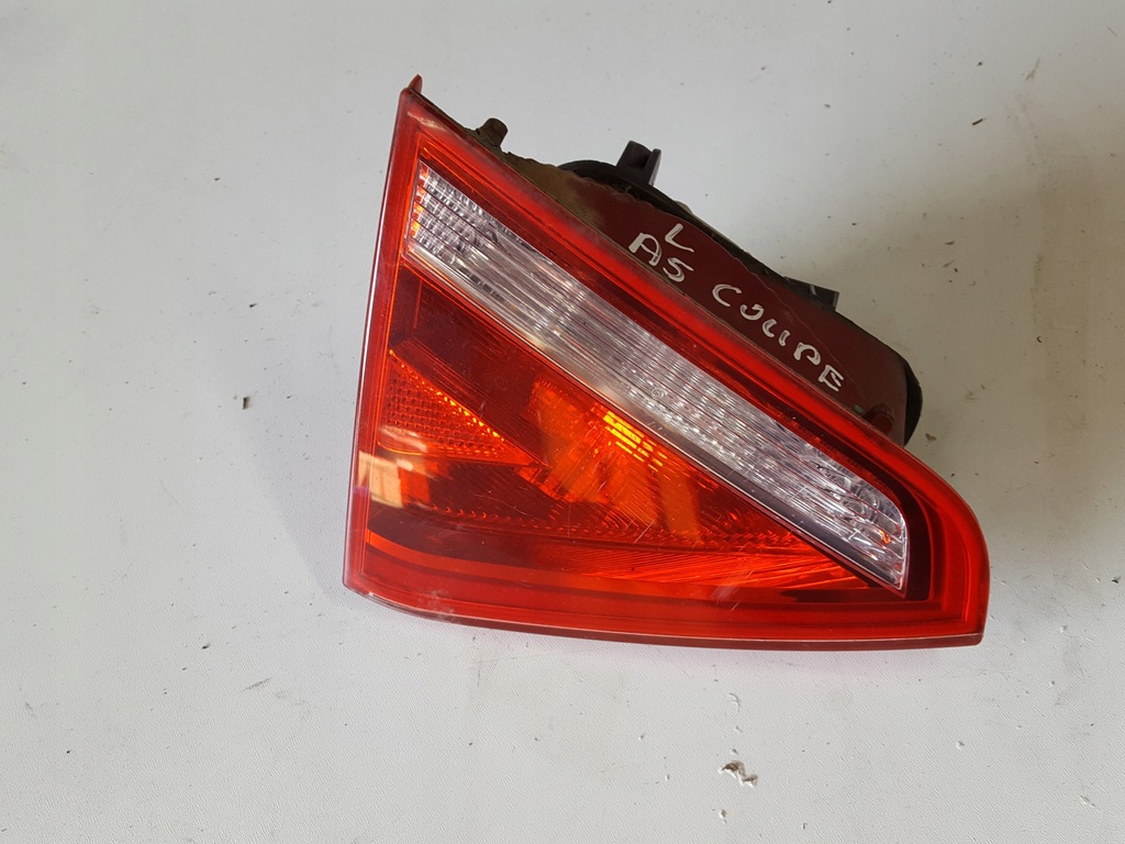 фото №1, Audi a5 8t 07-12r coupe лампа крышки левая задняя