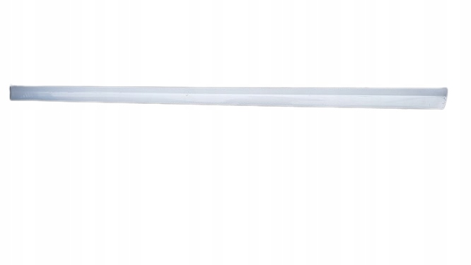 фото №1, Mercedes w203 sport coupe молдинг дверь левая 744