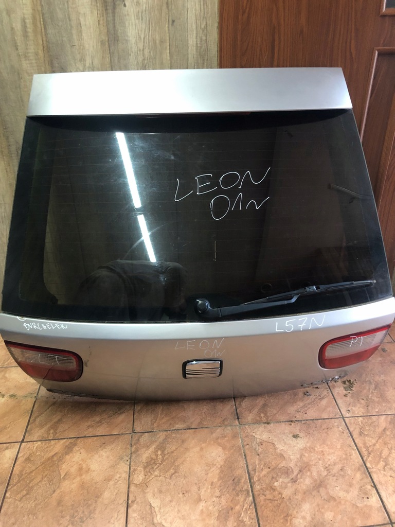 фото №1, Крышка багажника задняя задняя seat leon i l57n m0571130