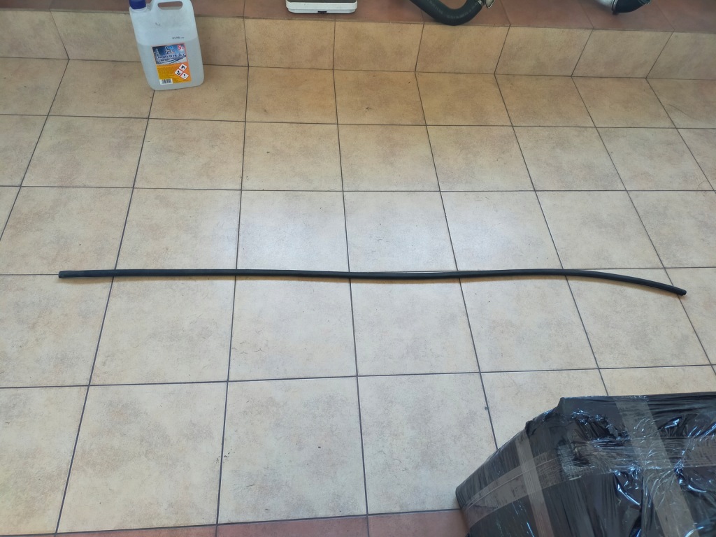 фото №1, Volvo s90 v90 прокладка накладки порога