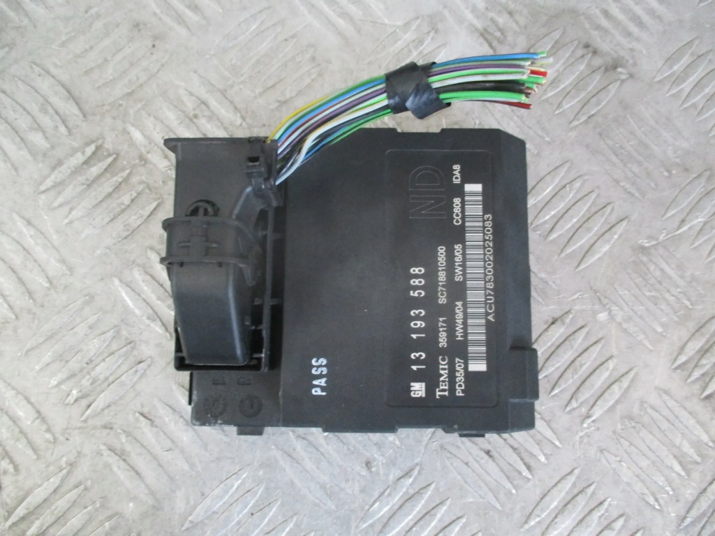 Купити Модуль комфорту 13193588 opel vectra c 1.9 cdti 05-08 r.
