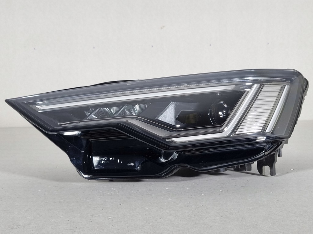 фото №1, Audi a6 c8 4k0 full led лампа левая перед передняя