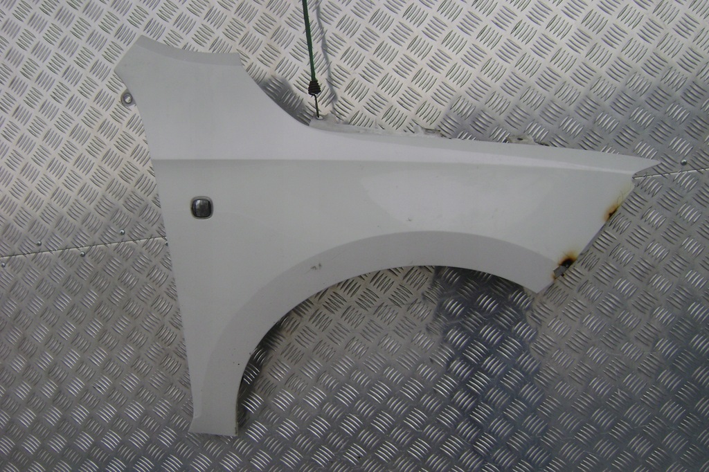 фото №1, Skoda rapid toledo iv - крила правий