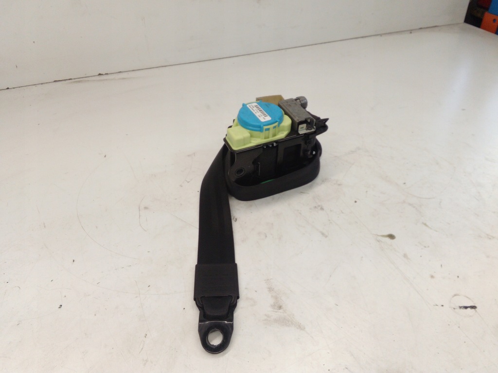 фото №1, Pas безопасности audi оригинальный номер 8t0857705