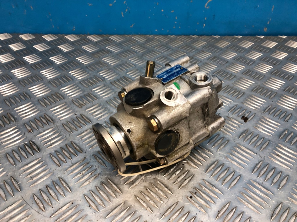 Купити Mercedes w126 r107 3,0 насос підсилювача 1264603780