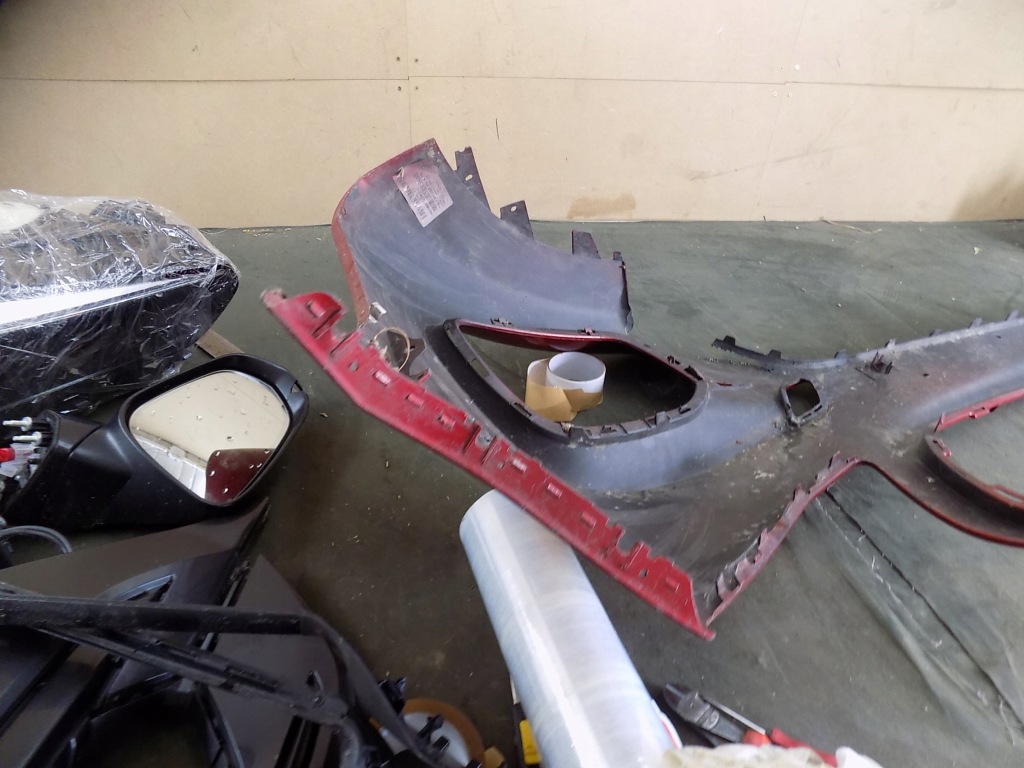 фото №11, Mercedes v klasa w447 amg бампер перед передній 0ryginał europa