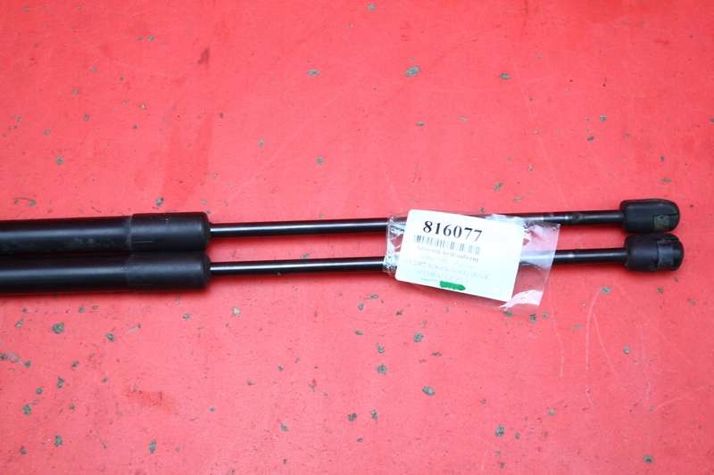 фото №6, Привід амортизатори кришки 31395910 volvo v60 1 i lift 13-20