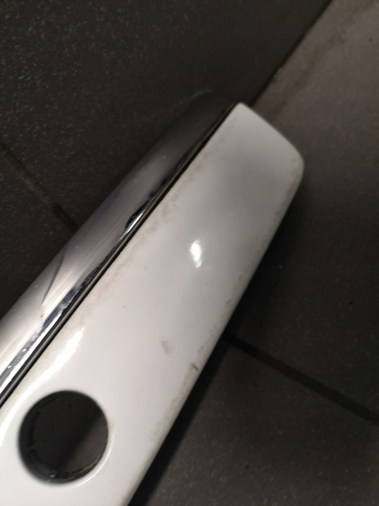 фото №7, Молдинг бампера ліва audi a8 d3 білий 4e0807223a