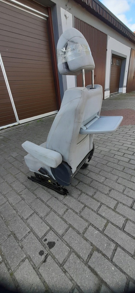 фото №9, Сидіння правий перед подушка безпеки подушка підлокітник peugeot 5008 i