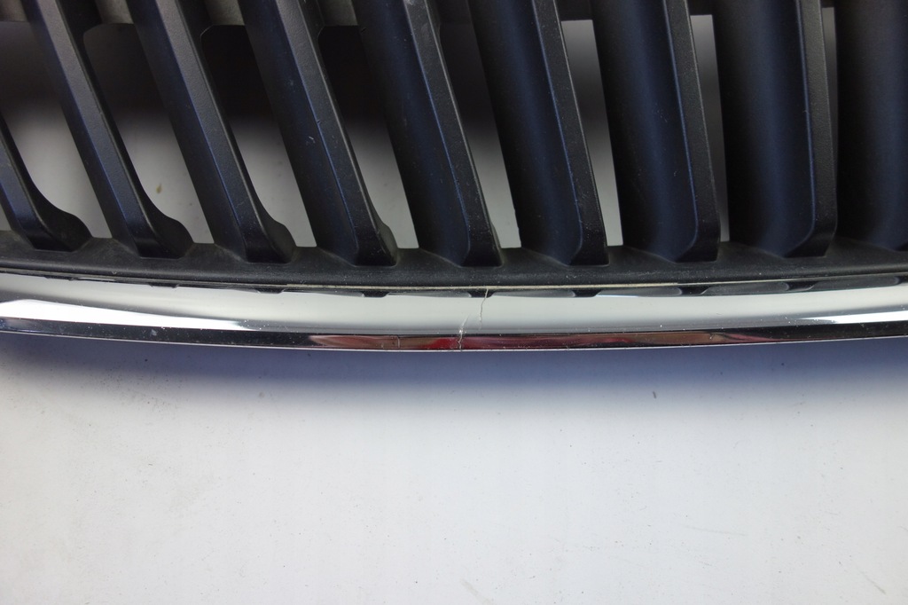 фото №2, Решітка радіатора решітка радіатора skoda rapid 12- 5ja853668