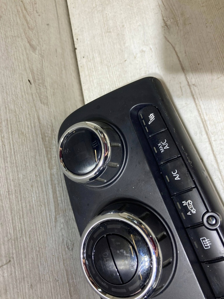 фото №2, Mini clubman f54 2016 панель обдув