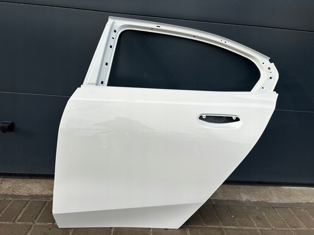 фото №1, Дверь bmw 5 g60 задняя левый задние левая bardzo ładne