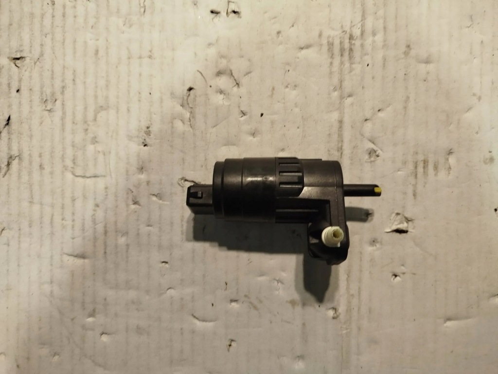 фото №1, Помпа распылителя alfa romeo giulietta