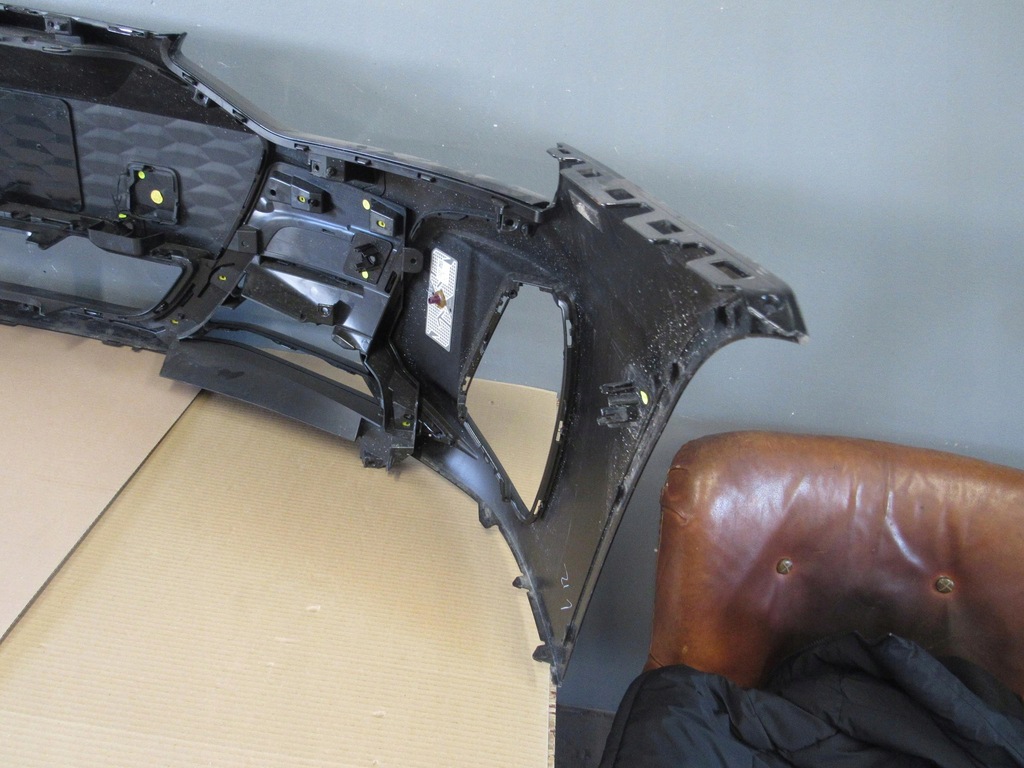 фото №7, Audi e-tron gt бампер перед