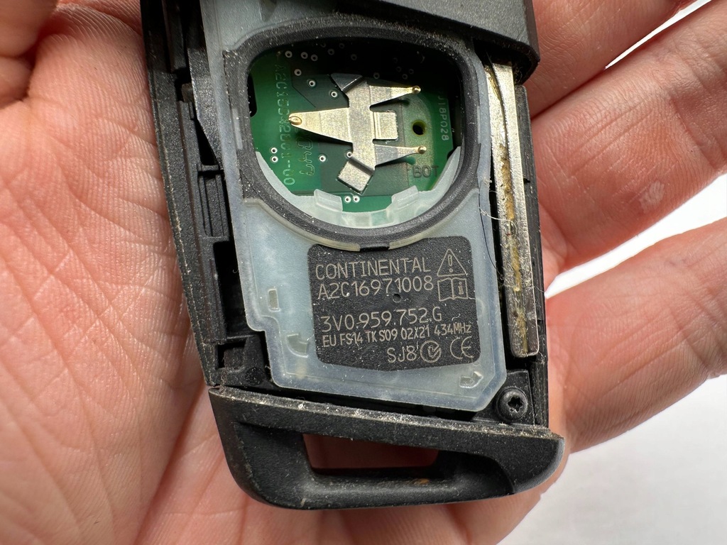 фото №7, Ключ ключ pilot keyless skoda kodiaq 3v0959752g