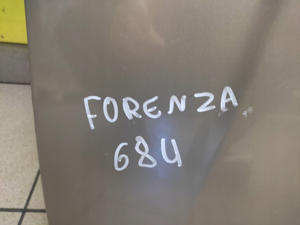 Suzuki forenza капот кришка двигуна лак 68u Зі Шроту