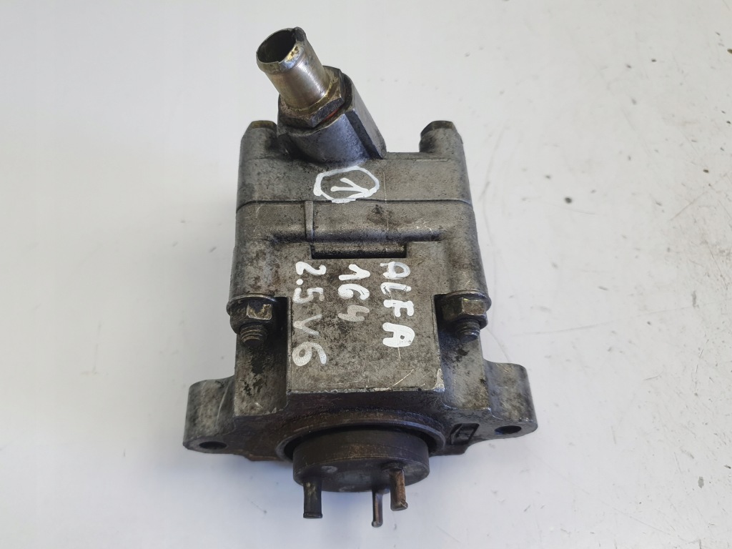 Купити Alfa romeo 164 2.5 v6 насос підсилювача оригінал 7681955254