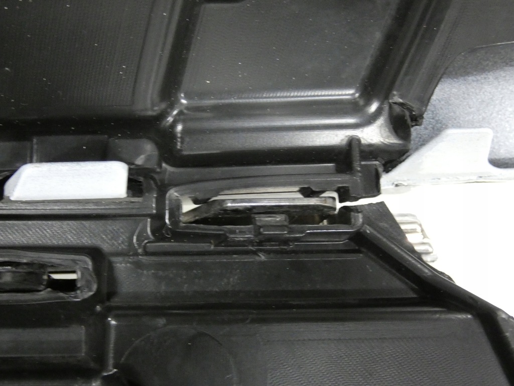 фото №10, Решітка радіатора, решітка радіатора, основа, накладка верхній opel astra vi