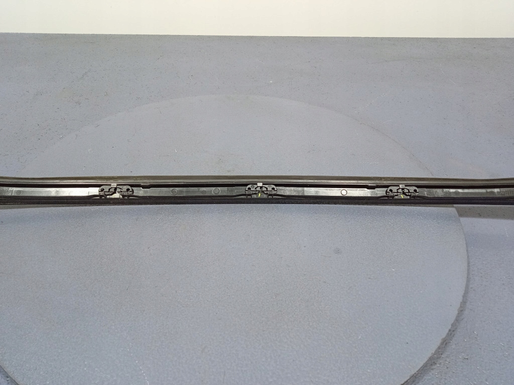 фото №8, Bmw x4 f98 g02 прокладка щель крыша 7424402