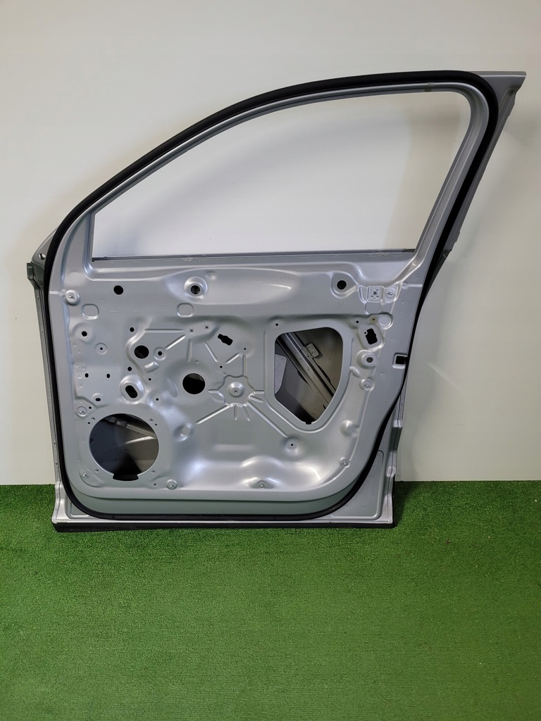 фото №8, Audi q3 ii f3 sportback 83a дверь правое передние правый перед молдинг