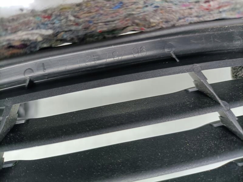 фото №5, Решітка вентиляційна задня peugeot 208 1.6 ehdi 13 r 9673742177