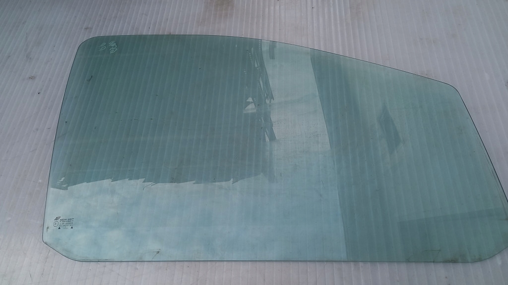 фото №1, Стекло правая перед ford galaxy 97r