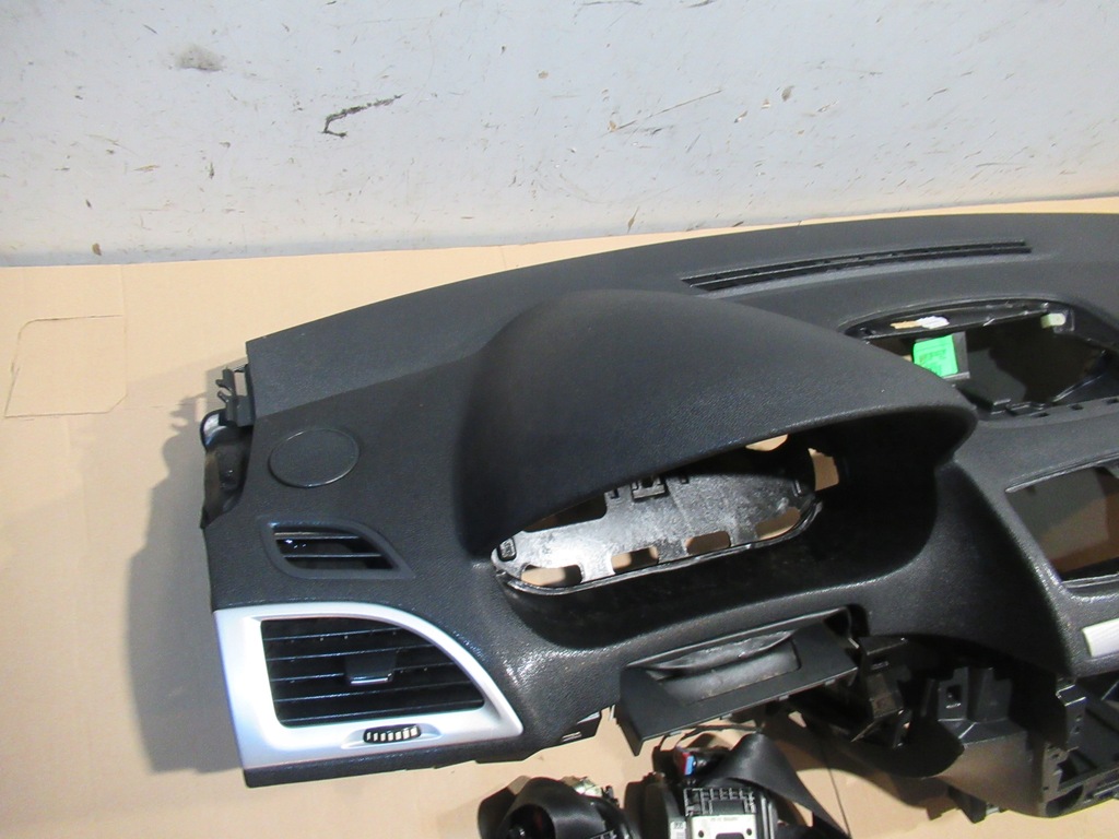 фото №6, Панель приладів консоль комплект renault megane iii